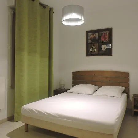 Confortable Proche Du Et Pistes Cyclables Pour 6 Personnes